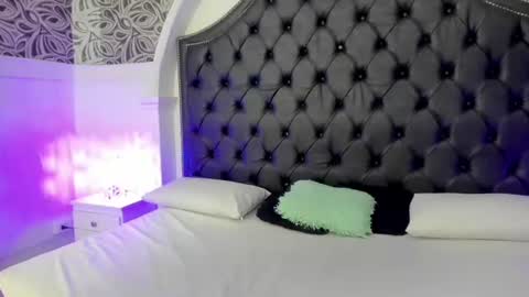 Snapshot of mahia_soto chatting on 07/04/26, 03:35 mahia_soto online show from 07/04/26, 03:35