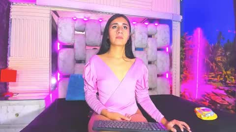 Snapshot of mahiara_hot chatting on 05/13/26, 01:30 mahiara hot online show from 05/13/26, 01:30