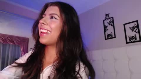 Maia Reficco online show from 02/04/26, 12:11