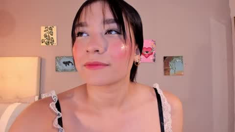 Maia online show from 04/24/26, 11:56