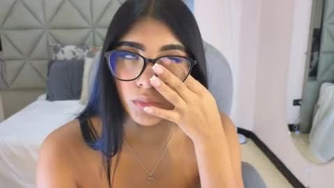 Maiaa Ruiz  online show from 04/22/26, 02:07