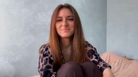 M I A online show from 03/26/26, 07:25