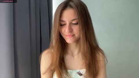 Snapshot of maiabarthe chatting on 05/29/26, 08:12 M I A online show from 05/29/26, 08:12