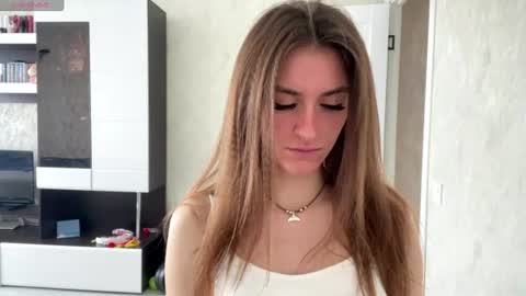 M I A online show from 07/17/26, 07:59