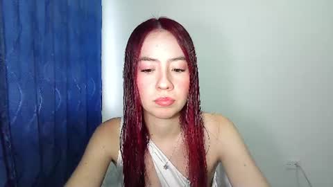 Snapshot of maiarosse_ chatting on 06/15/26, 03:58 MaiaRosse online show from 06/15/26, 03:58