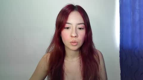 Snapshot of maiarosse_ chatting on 07/13/26, 04:43 MaiaRosse online show from 07/13/26, 04:43