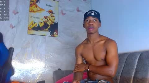 maicoljorda1 online show from 11/26/25, 01:01