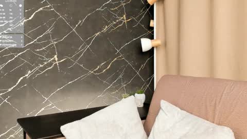 Lucy online show from 02/13/25, 07:42