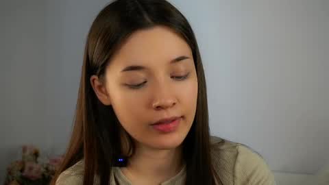 Lucy online show from 03/08/25, 04:23