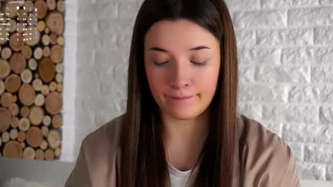 Lucy online show from 10/04/25, 01:36