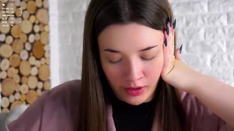 Lucy online show from 11/19/25, 02:11