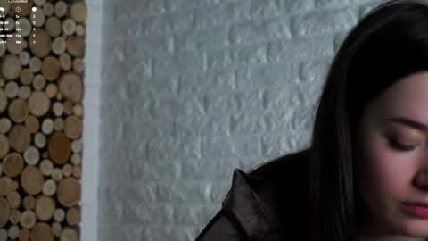 Lucy online show from 04/02/26, 03:37