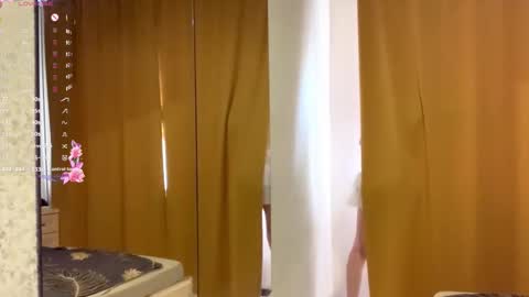 Elina online show from 09/28/25, 09:14