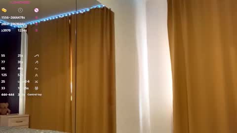 Elina online show from 10/07/25, 09:28