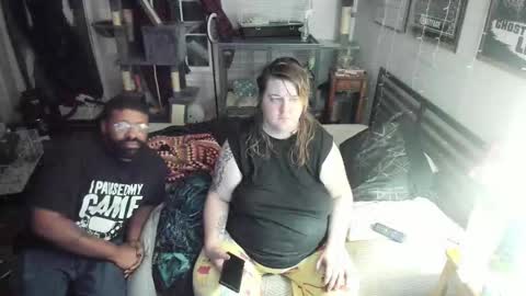 Alyx online show from 10/20/25, 05:41