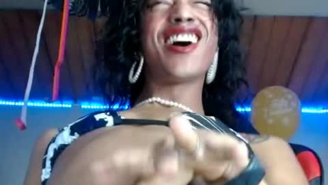 Bella Maidi online show from 04/23/26, 01:35