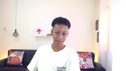 I am Maik online show from 02/18/25, 04:37