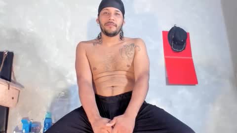 Snapshot of maikol_20cm chatting on 06/08/26, 09:04 maikol_20cm online show from 06/08/26, 09:04