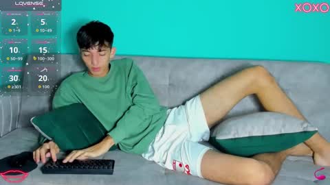 Maikol online show from 09/30/25, 12:43