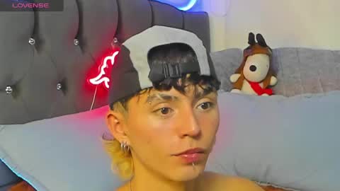 maiky_cooper01 online show from 05/31/26, 03:58