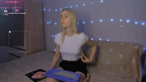 Your kitty online show from 05/12/26, 04:26