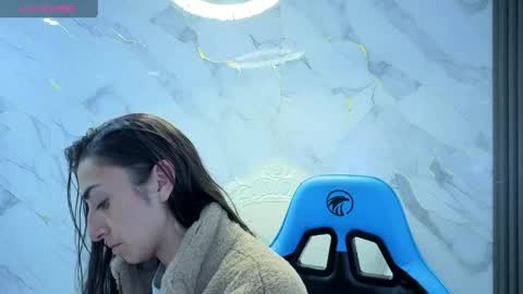 Maily online show from 04/21/26, 03:02