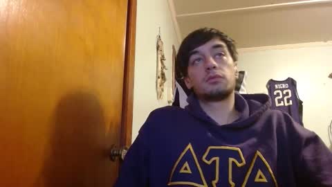 Snapshot of mainecollegeboy chatting on 01/17/25, 11:07 mainecollegeboy online show from 01/17/25, 11:07