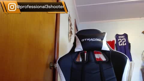 Snapshot of mainecollegeboy chatting on 01/25/25, 04:03 mainecollegeboy online show from 01/25/25, 04:03