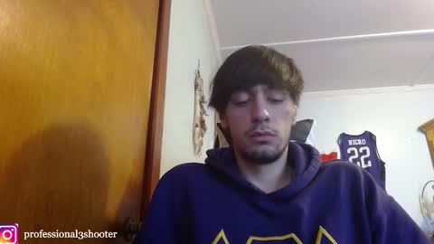 Snapshot of mainecollegeboy chatting on 02/20/25, 08:58 mainecollegeboy online show from 02/20/25, 08:58