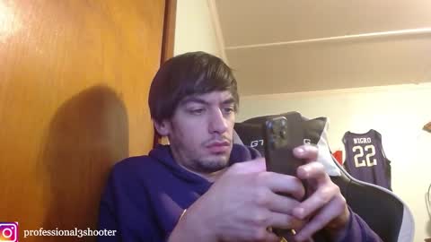 Snapshot of mainecollegeboy chatting on 02/21/25, 07:34 mainecollegeboy online show from 02/21/25, 07:34