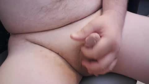 Snapshot of mainttech chatting on 11/30/25, 01:37 Gilly online show from 11/30/25, 01:37