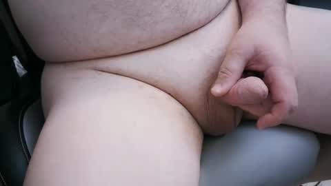 Snapshot of mainttech chatting on 01/16/26, 01:15 Gilly online show from 01/16/26, 01:15