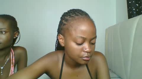 maira luv1 online show from 02/20/26, 08:49