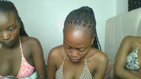 maira luv1 online show from 02/26/26, 09:30