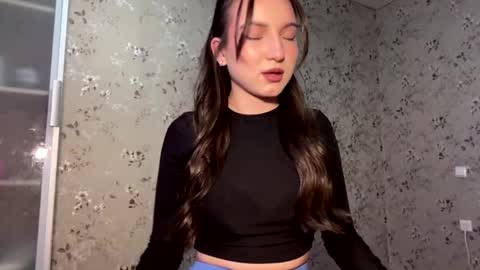 DIna online show from 04/04/26, 02:03