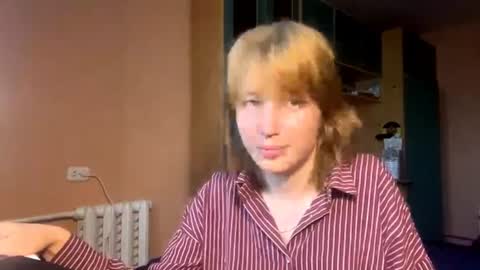 Snapshot of maisawin chatting on 06/19/26, 03:49 Evie online show from 06/19/26, 03:49