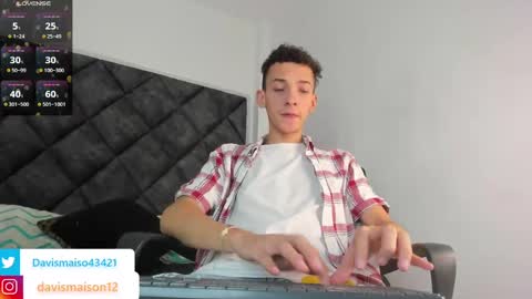 Maison Davis online show from 01/10/25, 10:36