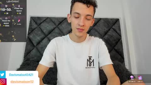 Maison Davis online show from 01/22/25, 10:37