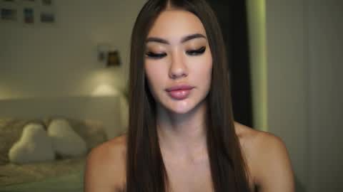 Snapshot of maistream chatting on 03/27/26, 08:52 Mai online show from 03/27/26, 08:52