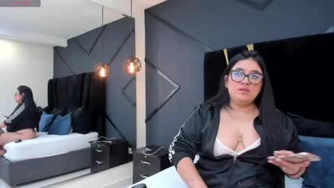Snapshot of maite_grays chatting on 05/28/26, 12:24 M A I T E online show from 05/28/26, 12:24