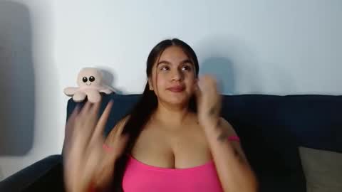 maite online show from 04/17/26, 02:36