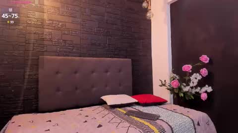 maite_smith69 online show from 03/04/25, 12:01