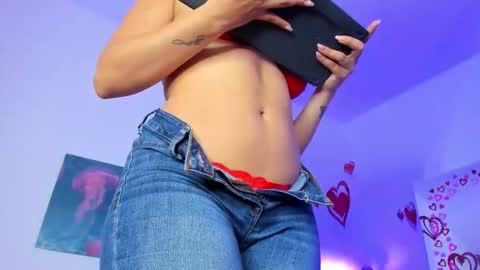 mai  online show from 02/21/26, 07:04