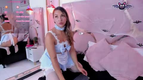 Snapshot of maiyajoness chatting on 10/18/25, 04:26 maiyajoness online show from 10/18/25, 04:26