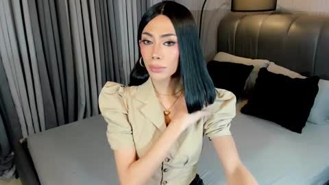 Lovely online show from 01/20/25, 09:03