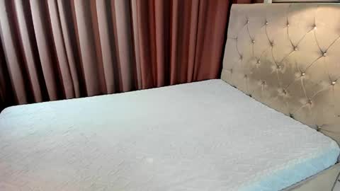 Samantha online show from 03/16/26, 04:40