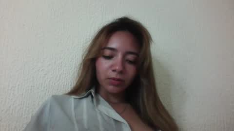 majo_gomezz online show from 09/30/25, 01:10