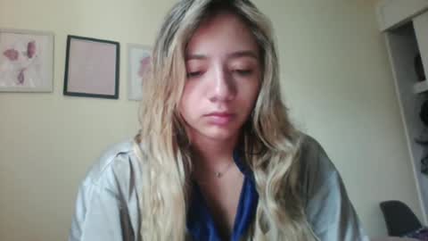 majo_gomezz online show from 01/18/26, 05:17