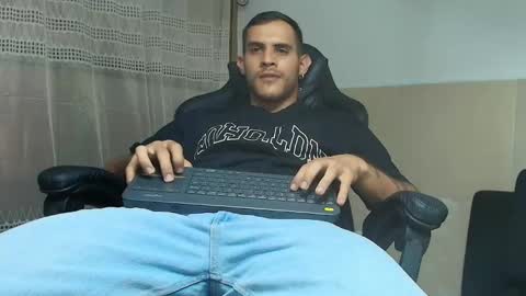 Snapshot of make_manson chatting on 09/18/25, 07:38 Make online show from 09/18/25, 07:38