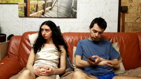 Lena  Ian   online show from 04/02/26, 08:50